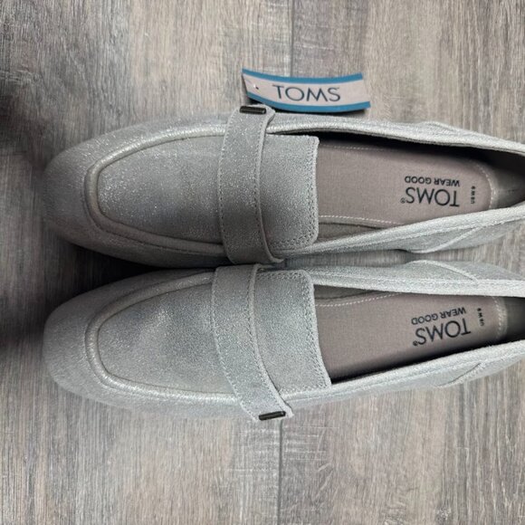 Tom's Lynette Champagne Metallic Suede Loafers Women's Size 9 - Picture 2 of 6